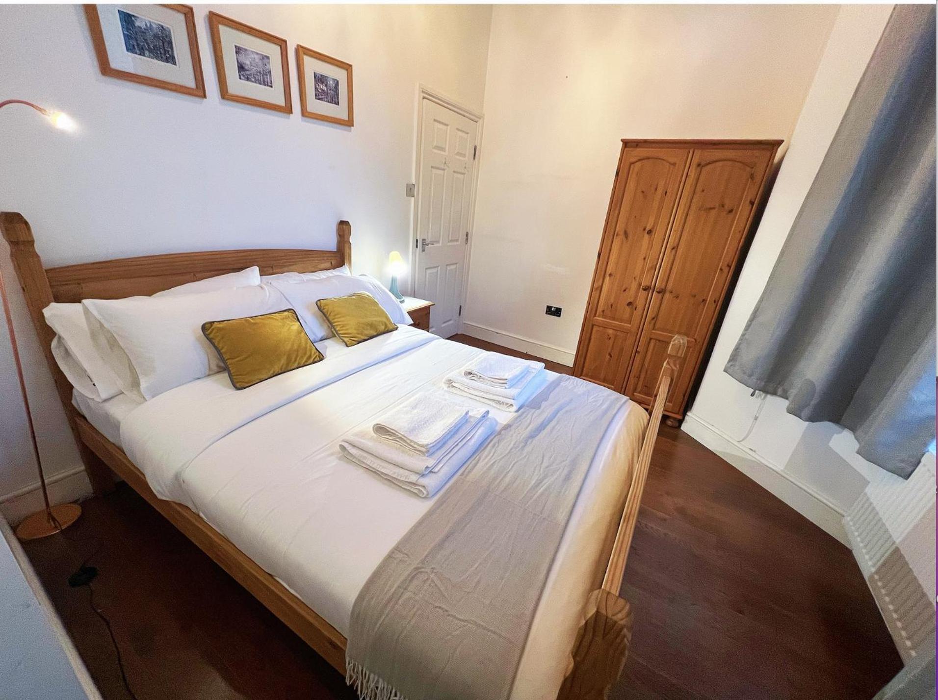 Lovely 2 Bedroom Garden Flat In לונדון מראה חיצוני תמונה